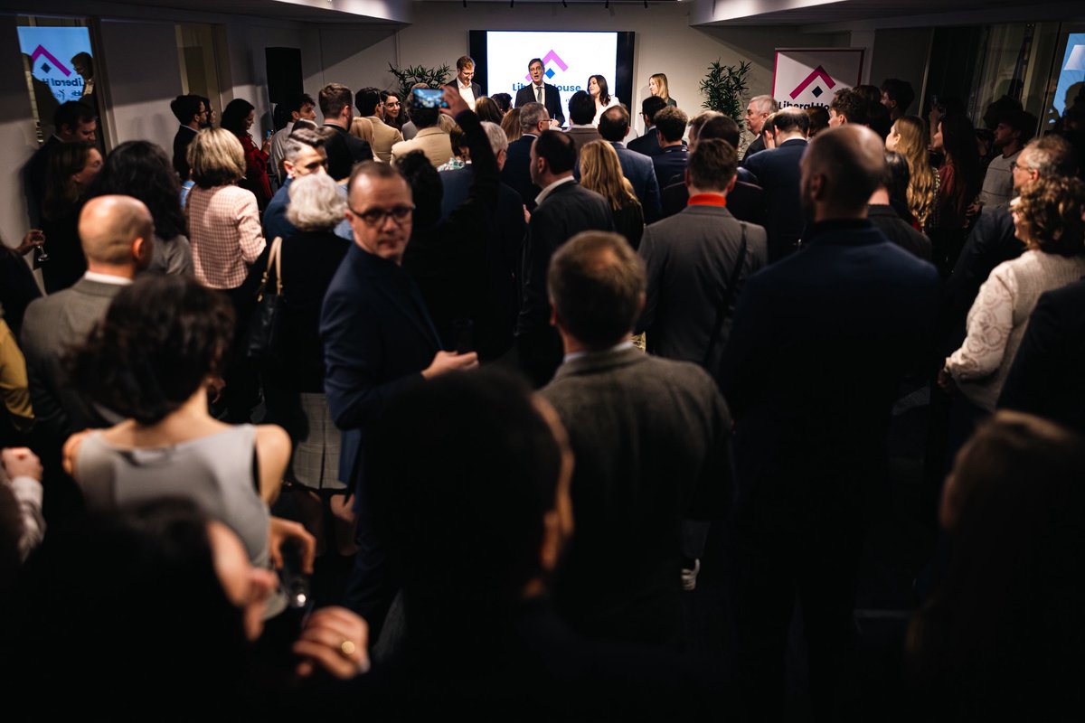 A pleasure to bring together the liberal family for the opening of the Liberal House, <a href="/ALDEParty/">ALDE Party</a>’s new shared space with <a href="/EurLiberalForum/">European Liberal Forum</a> <a href="/fnfeurope/">FNF Europe</a> and @lymec.
 
It’s been a goal of mine to see our organisations united under one roof, and I’m thrilled to see it come to life.