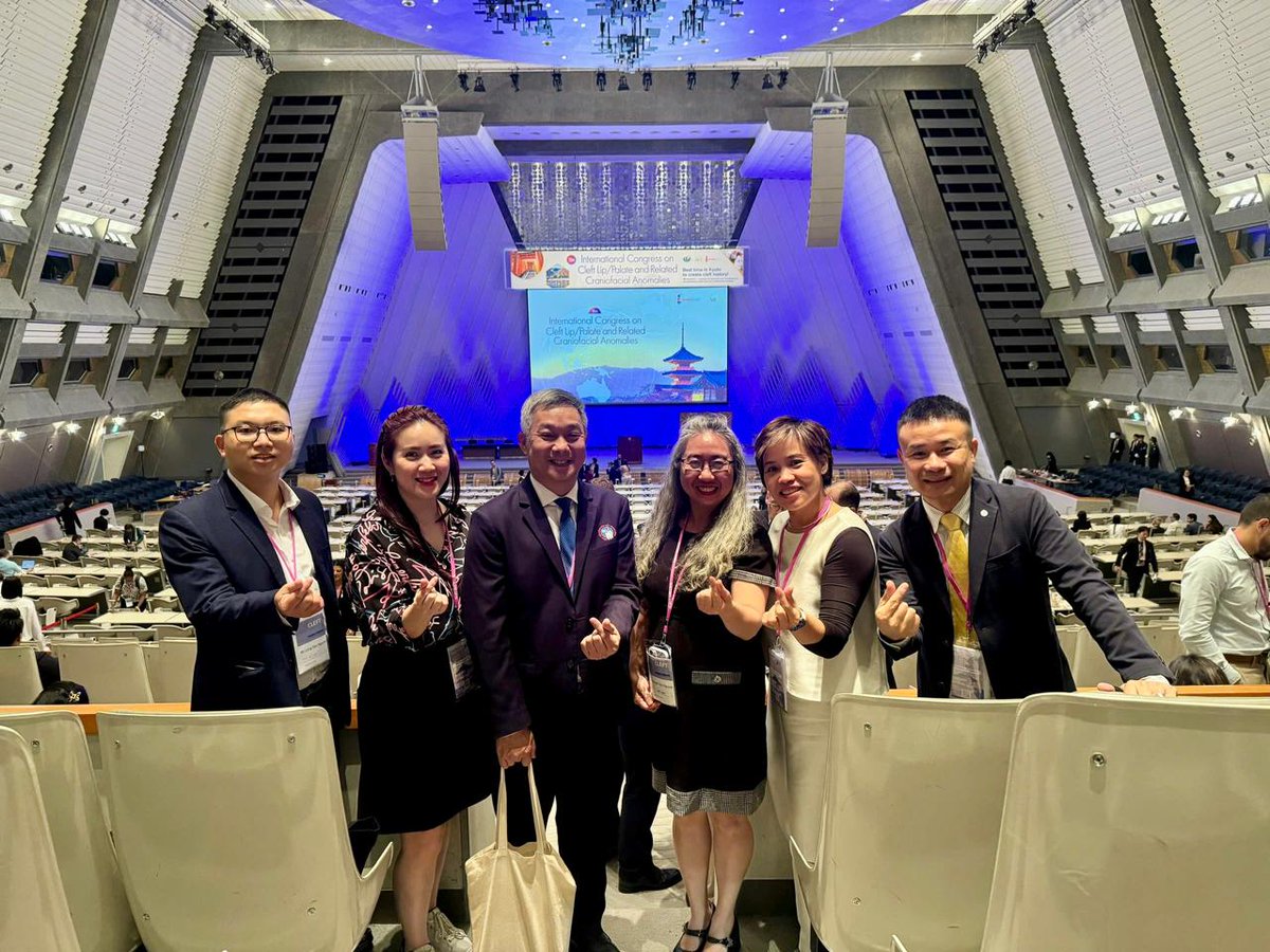 OS_DRC's tweet image. From October 20–24, more than 2,000 professionals from over 120 countries gathered in Kyoto, Japan for the 15th International Congress on Cleft Lip/Palate and Related Craniofacial Anomalies (#CLEFT2025) linkedin.com/feed/update/ur…