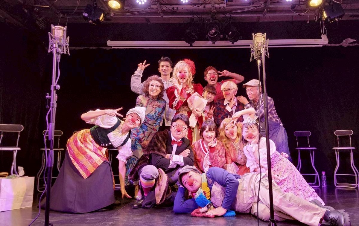hktoeb's tweet photo. 目で見るラジオドラマ👀
無事に終演しました〜〜！！
ご来場いただき誠にありがとうございました😳
インスタとの両��が苦手なのでゆっくり載せていきますね💨💨 https://t.co/mepK5yho8R