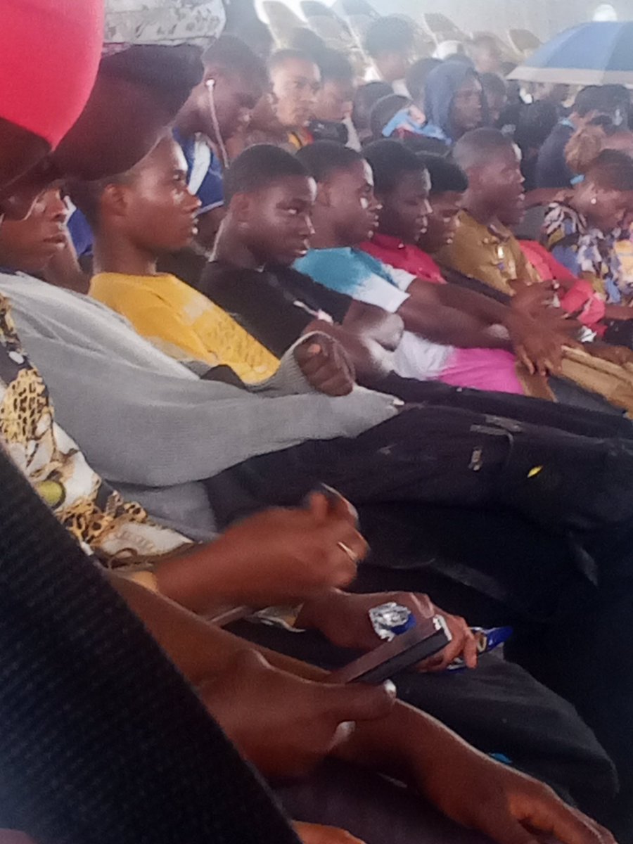 EASYPIPSFX's tweet image. Day 3 of OAU Orientation Program 😪😂

@aojjustaoj 
@TheGreatestIFE