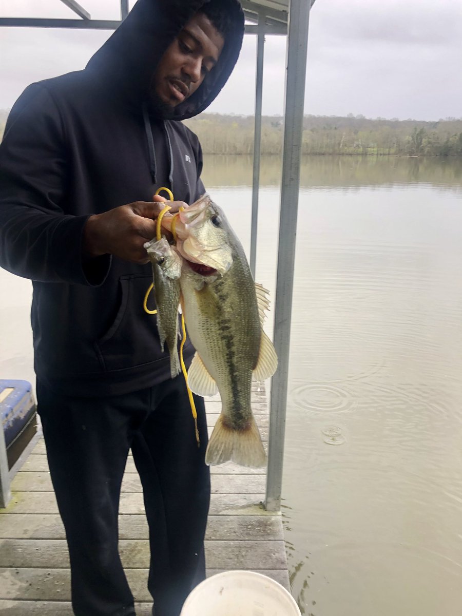 OnTopAthletics Inc📚🏈⚾️ tweet media