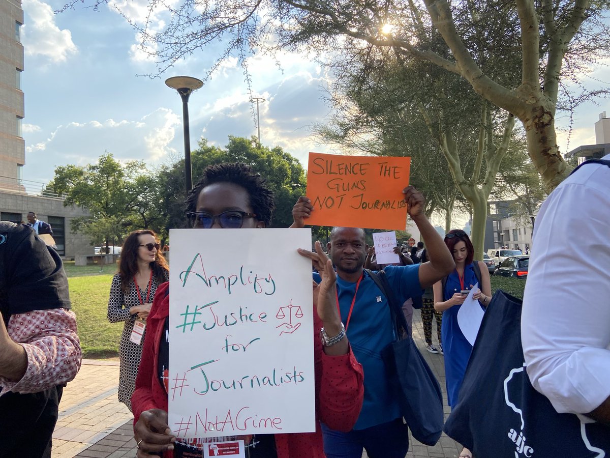 NeverJustSaying's tweet photo. Marching in solidarity @AIJC_Conference  #wits #Journalists #Justice https://t.co/FpljJBenxG