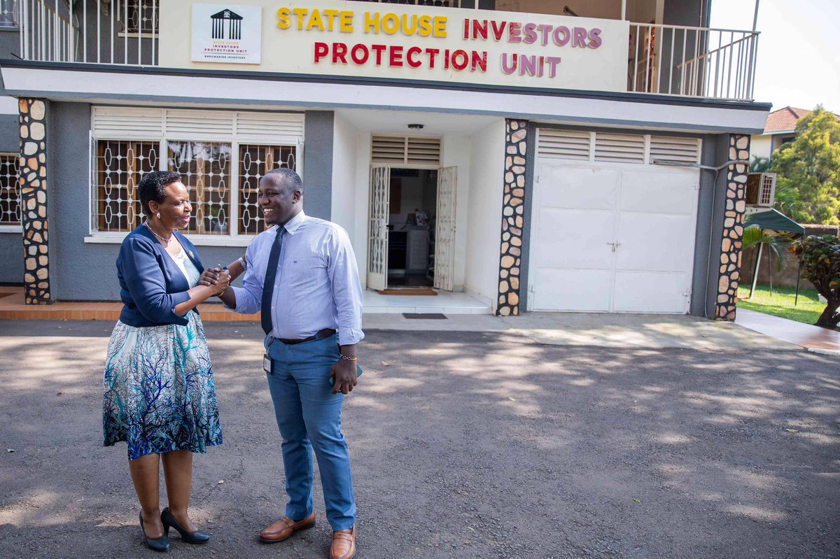 Earlier with <a href="/edthnaka/">Col Edith Nakalema</a> 👏