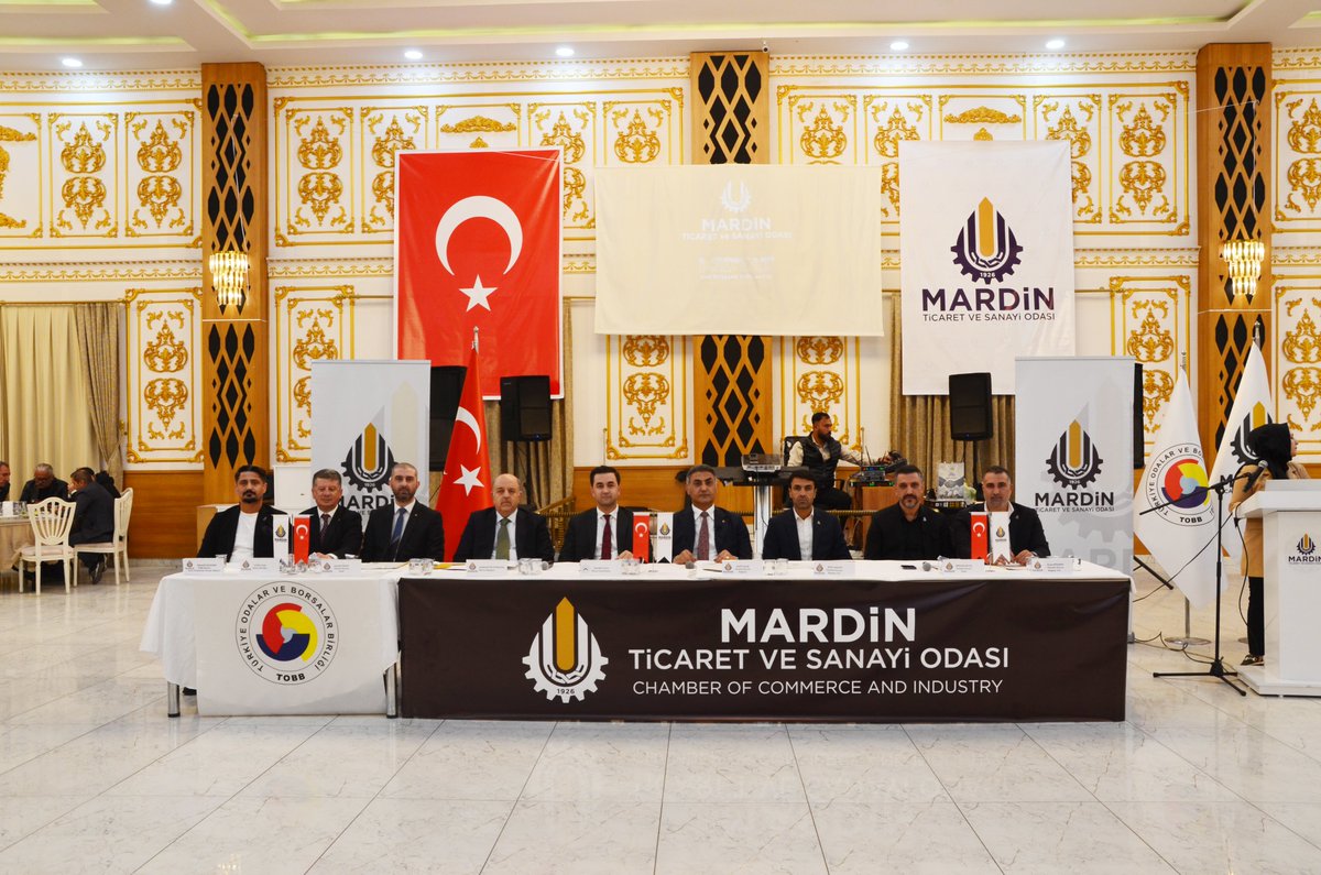 mardintso's tweet photo. Odamızın "Üye İstişare Buluşmaları’ Midyat ile sürdü

Odamız tarafından düzenlenen üçüncü üye istişare toplantısı Midyat’ta yoğun katılımla gerçekleşti. Yaklaşık 1.000 iş insanının yer aldığı buluşmada Midyat’ın ekonomik potansiyeli ele alınırken, turizm, sanayi ve lojistik alanlarındaki projeler değerlendirildi.

Ayrıntılar: https://t.co/l2s0t4kOwS

@HatipCelik47 
@RHisarciklioglu 
@BatukIbrahim 
@EryagmaEyup 
@cetinsasa 
@midyatkaymakam 
@TOBBiletisim