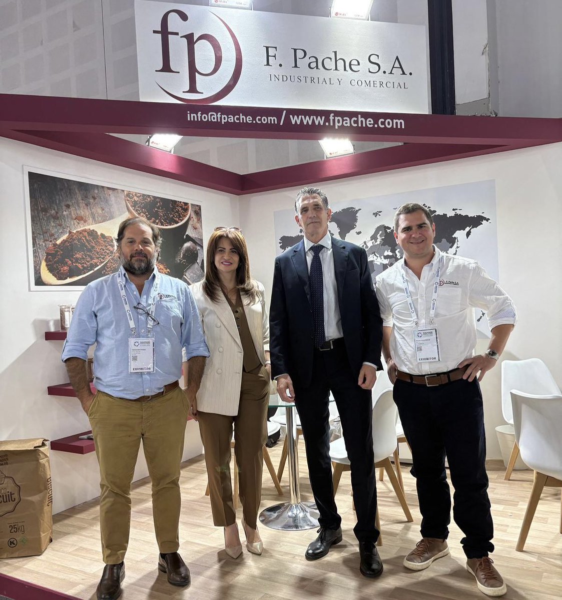 Como es habitual,es un gusto para la Embajada acompañar e incentivar la participación de empresas uruguayas en @GulfoodManufacturing destacando la calidad e innovación de nuestra industria alimentaria para fortalecer la exportación de los productos uruguayos a EAU <a href="/CancilleriaUy/">Cancillería Uruguay 🇺🇾</a>