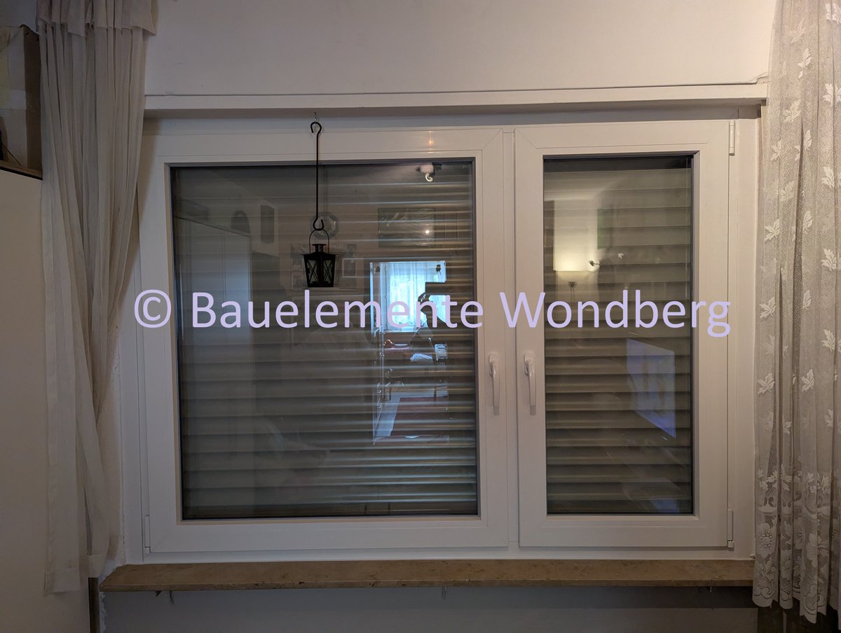 B_Wondberg's tweet photo. Wir haben selten einen Mieter gesehen, der sich so sehr über ein neues Fenster und einen neuen Rollladen gefreut hat, wie in diesem Fall. Wir freuen uns sehr, dass wir jemanden glücklich machen konnten.

🙂 🥲 🥰 🤗 🫶 👍 🤝 ❤️

#Rekord #Kunststofffenster #Alulux #Rollladen https://t.co/BfSJHtrqAe