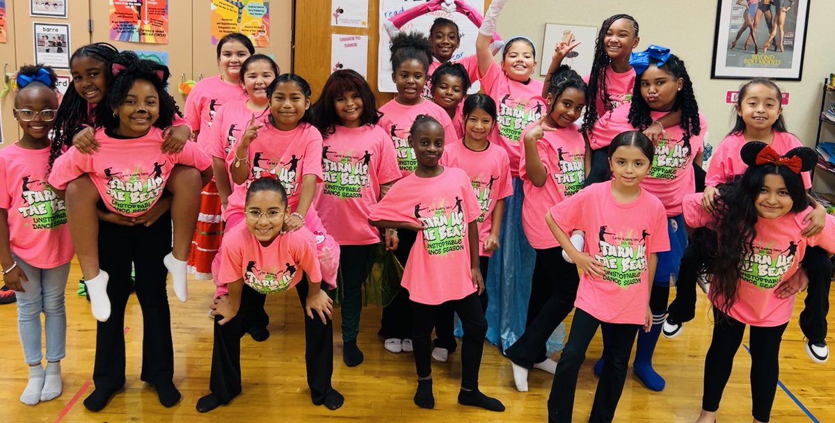 CarterDance3's tweet photo. 🌟💖 Carter Academy Dance Company! 💖🌟
1st–5th graders, it’s time to DANCE! 🎶
Our shirts are NEON PINK &amp; BRIGHT — just like YOU! 😎✨
Let’s TURN UP THE BEAT for an UNSTOPPABLE season! 💃🕺💥
#CarterAcademy #DanceStars #UnstoppableFun https://t.co/291c26EL7k