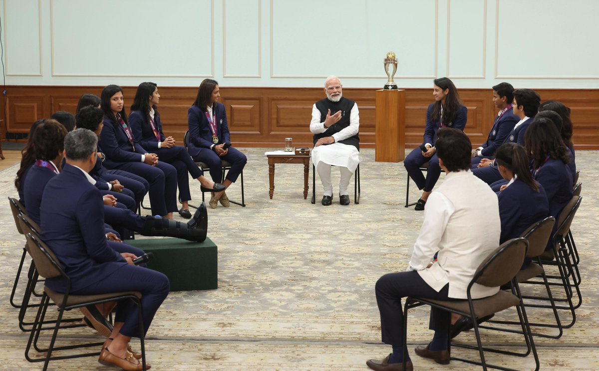 ANI's tweet photo. Vice Captain Smriti Mandhana said PM had motivated them and has been an inspiration for all of them. She also spoke about how girls are doing well in all fields today, and it is because of PM. Deepti Sharma said she had been waiting to meet the PM. She recalled their meeting in 2017, and when the PM had asked them to keep working hard, and then they would achieve their dream. PM discussed that Deepti Sharma  has written Jai Shri Ram on her Instagram account and the tattoo of Bhagwan Hanuman she has on her arm. She said it gives her strength.