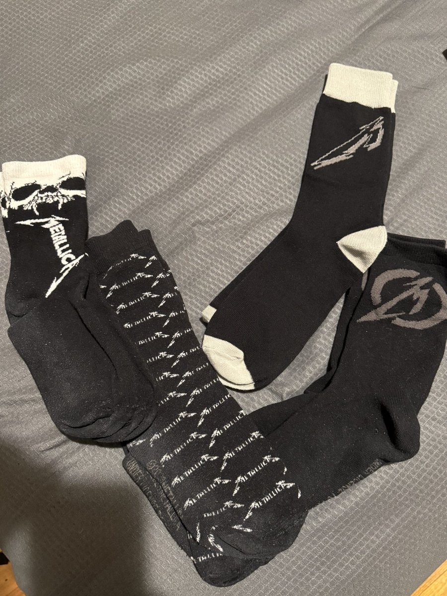Spacelord777's tweet photo. Day 7 of 8 days with @Metallica. 

Some of my favorite Metallica albums are

Sock ‘em all
And Socks For All……
Hardwired to Sock Destruct 
Master Of Socks. https://t.co/3QGvtOlIOm