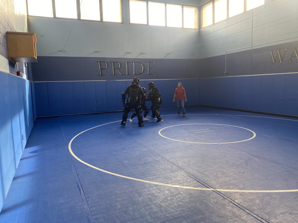 BraintreeHigh's tweet image. Joined a PE class as they were assessing their self defense training in class. Fascinating to observe and a reminder of the need for relative/purposeful instruction equipping our students. #WeRBraintree #Welldone