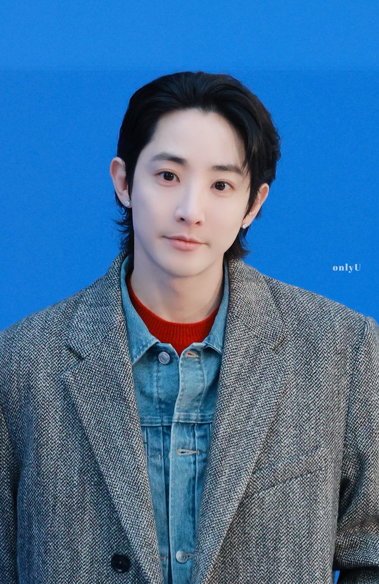 to_my0531's tweet photo. 251105 TIME SEOUL (2)
#이수혁 #leesoohyuk #TIME #타임 #TimeHomme #타임옴므 https://t.co/upBvt4SUqh
