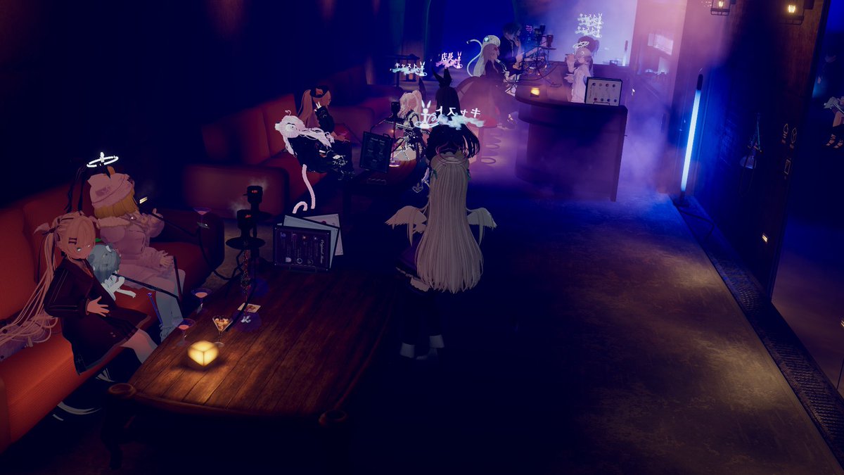 Aetherium_VRC's tweet image. 本日は当店にお越しくださりありがとうございました！

おかげさまで平日にも関わらず大盛況でした。今日はいつもより少し賑やかだった気がしますね😊

来て下さった方はぜひ、#VRCエーテリウム で写真や感想を投稿してください✨