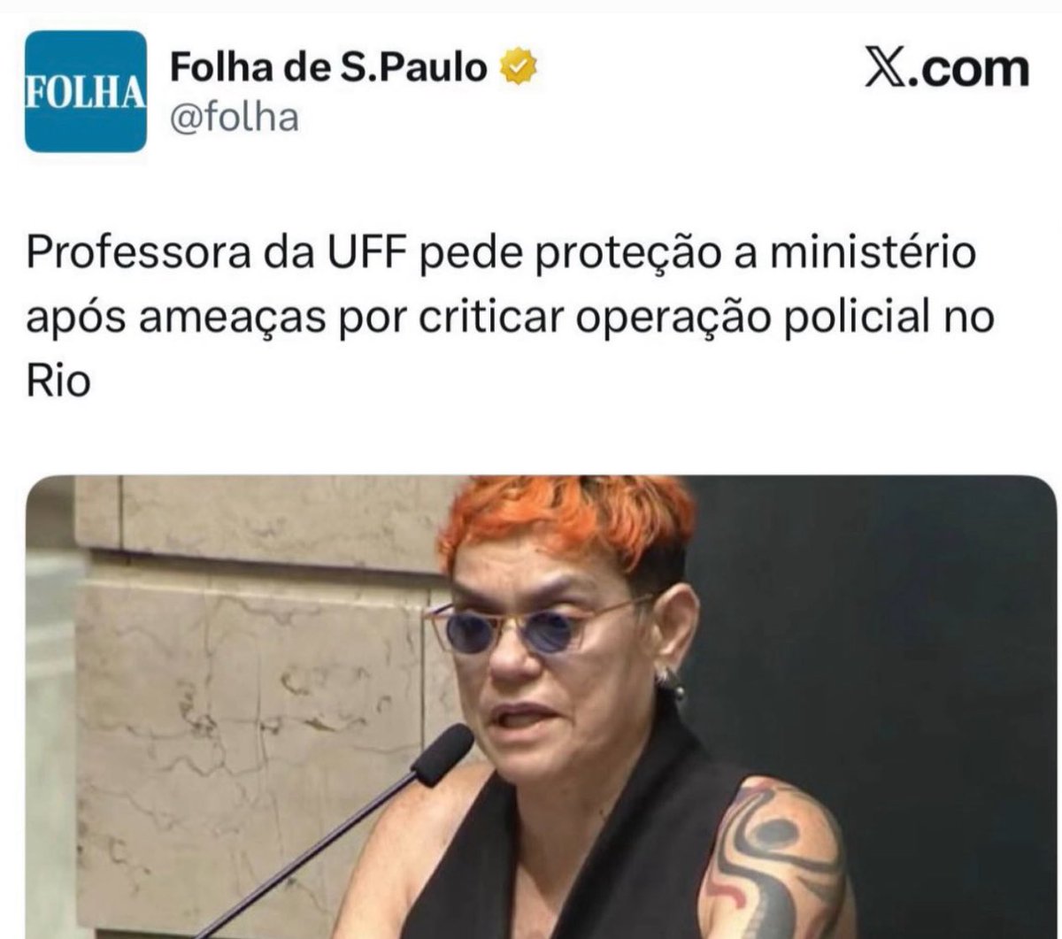 Fica tranquila, tia. Anda com uma pedra na bolsa que fica tudo certo.