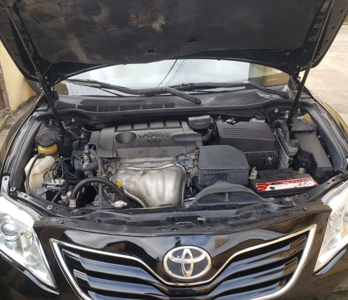 Tshinexchange45's tweet image. Direct Tokunbo Toyota Camry 2011 for sale

Baked. 
Ac Chilling. 
Fabric interior.  
Sound 4plug engine.  
Clean and working perfectly fine. 

*Price - just N11.5m Last.*
*Location - Ago Palace Way, Okota, Lagos
WhatsApp 08138860043