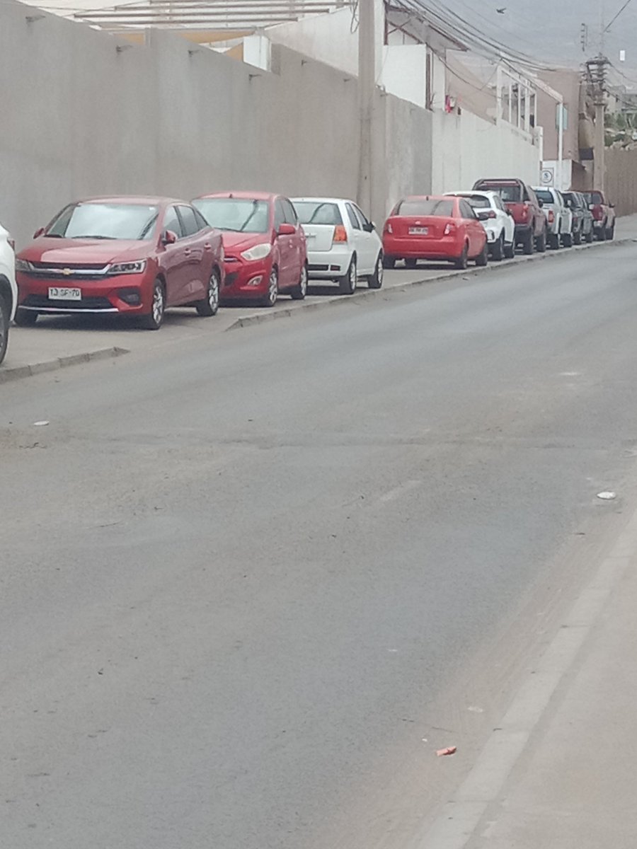 Magaro002's tweet photo. @SachaRazmilic @COREAntofagasta @GOREAntofagasta @CarabAntof @RadioAftaOnline @diarioafta @TLAntofagasta  se Alcalde hasta cuándo ,se nota que usted  que para usted hay sectores que no le interesa ,los vecinos estamos medio aburridos con su gestion. https://t.co/bLftO5L15Q