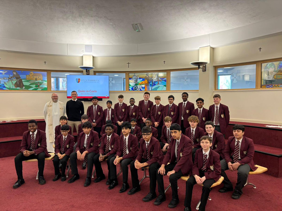 9A1 welcomed Fr Damian to the Chapel for Mass today. Fr Damian spoke to the boys about what it truly means to 'remember'- that we bring the past into the present. #StCuthbertsFormingGreatMen #StCuthbertsFaith #StCuthbertsYr9 #StCuthbertsCompassion