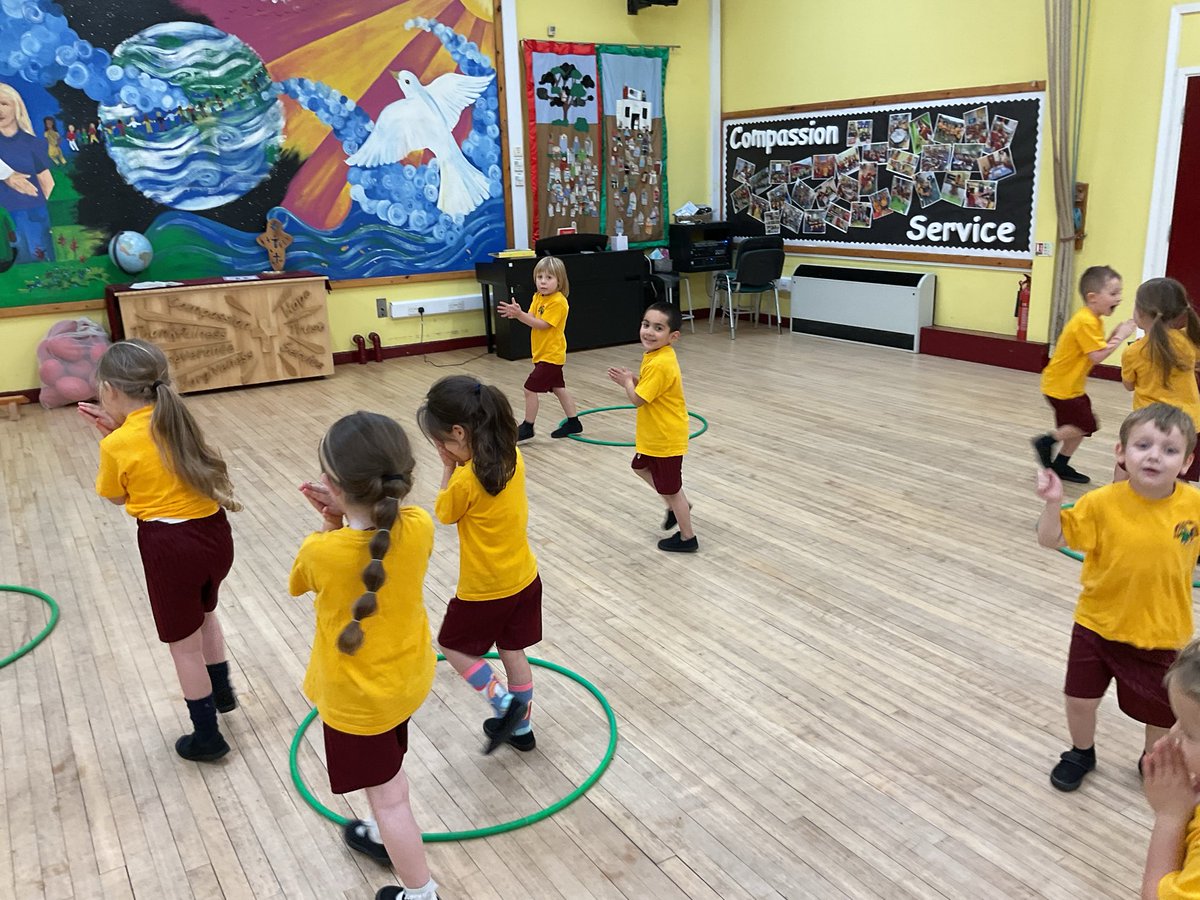 St James’ Reception Class tweet media