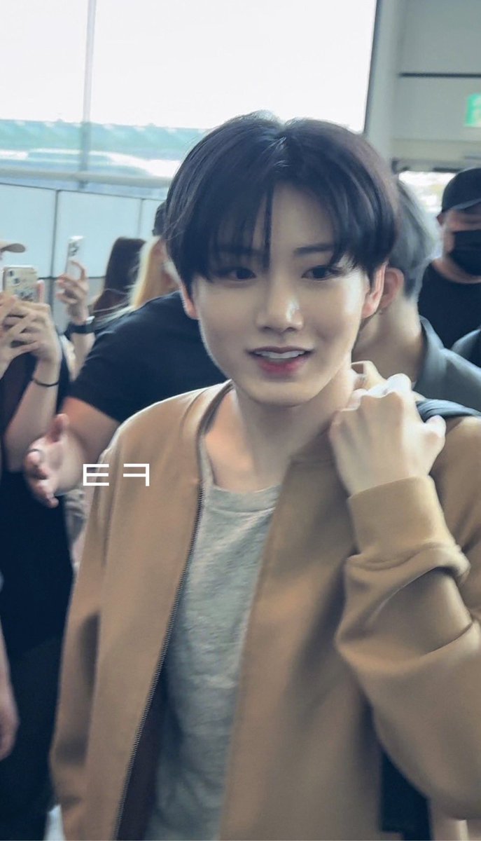 쭈쭈 tweet media