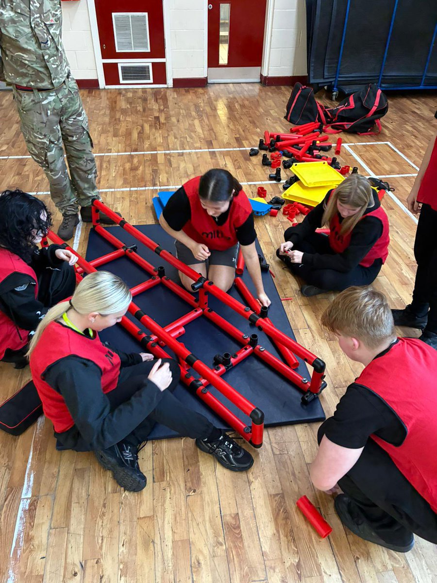 It’s been an exciting day for our <a href="/CoventryPublic/">Coventry College Sport & Uniformed Public Services</a> Uniformed Public Services Learners, with Level 1 &amp; Level 3 Year 1 learners at Army Reserves 159 Regiment, whilst the rest rehearsed Remembrance Parade in collaboration with our amazing Performing Art learners 💪🏻 <a href="/coventrycollege/">Coventry College</a>