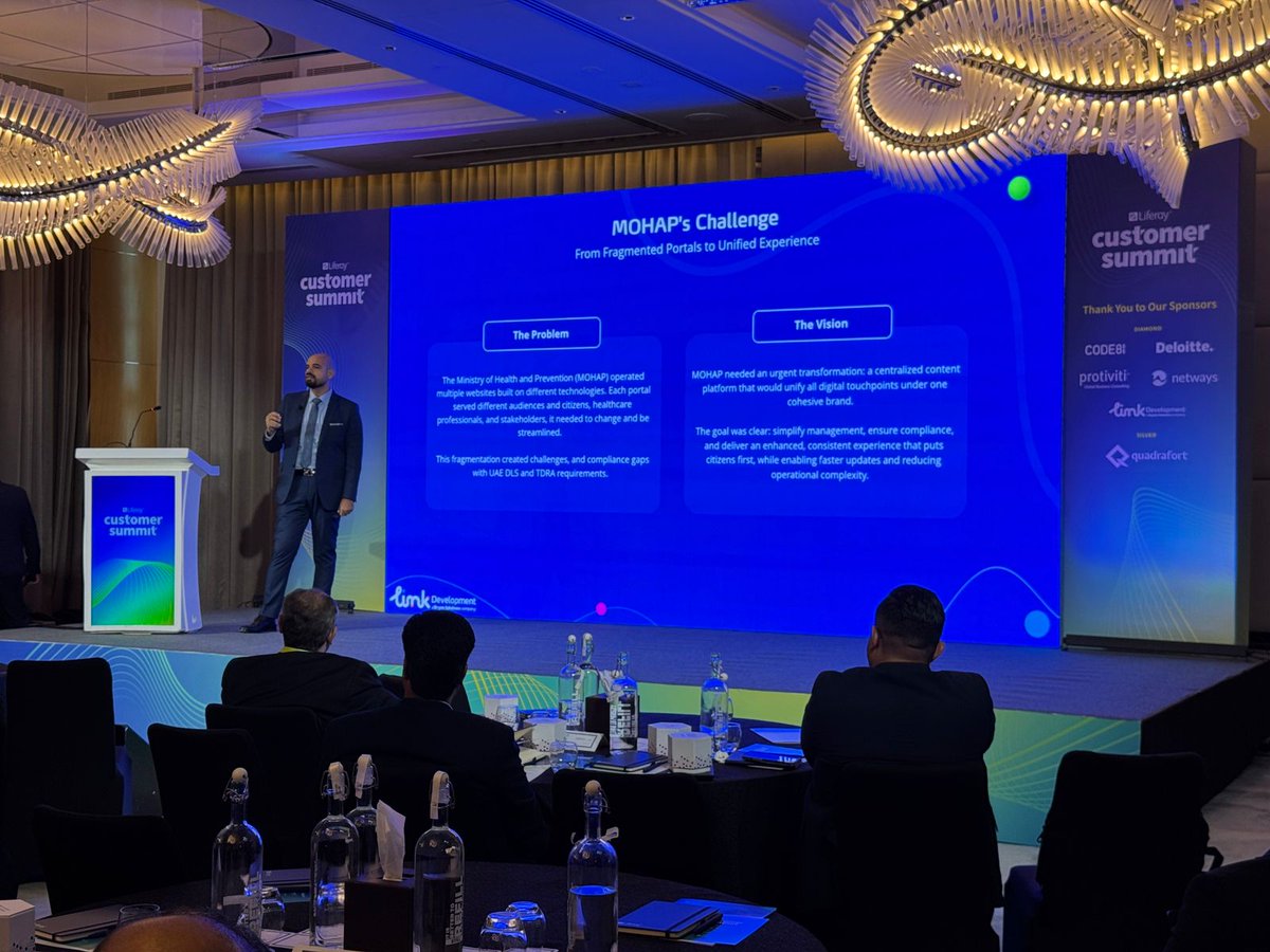 linkdevelopment's tweet image. What an incredible summit in Dubai today! 

The Liferay Customer Summit at the Hilton Palm Dubai Jumeirah brought together UAE&apos;s digital innovators for an unforgettable day of collaboration and learning.
A special highlight: our partnership success story with the Ministry of…