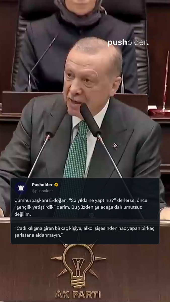 Cumhurbaşkanı Erdoğan, '23 yılda neler yaptınız?' sorusuna, 'öncelikle gençlik yetiştirdik' cevabını vererek geleceğe umutla baktığını belirtti. Erdoğan ayrıca, 'Cadı kılığına giren, alkol şişesiyle hac simülasyonu yapanlara aldanmayın,' uyarısında bulundu.