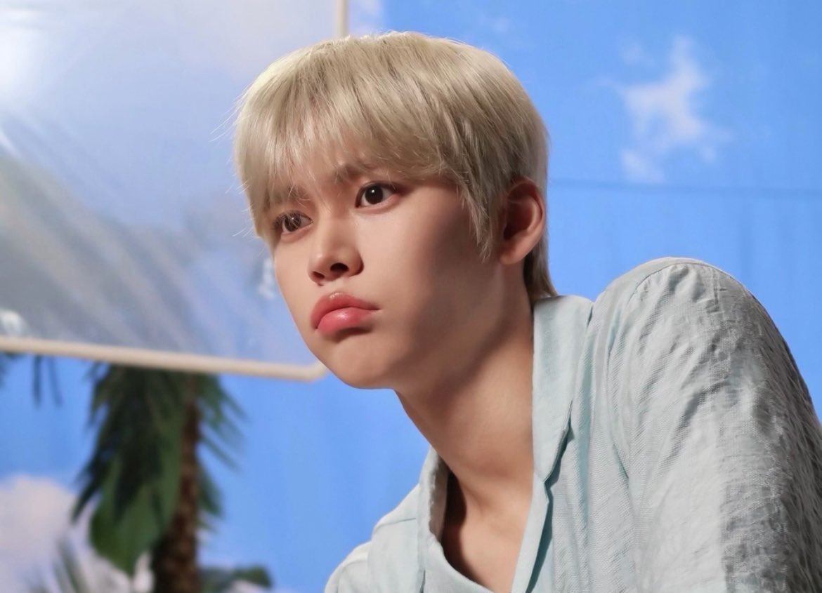 งอนแล้ว งอนมาก หย่ามมายุ่ง ม่ายต้องมาจับชั้น!! มูหู!!!!!