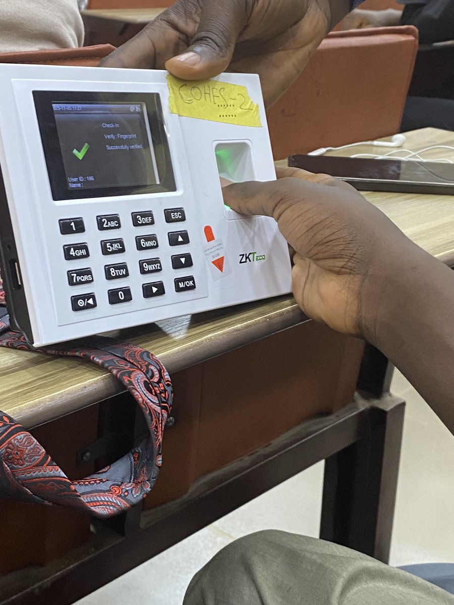 KOsueke123's tweet image. Omo for chapel service 😭😭😭
#cooked