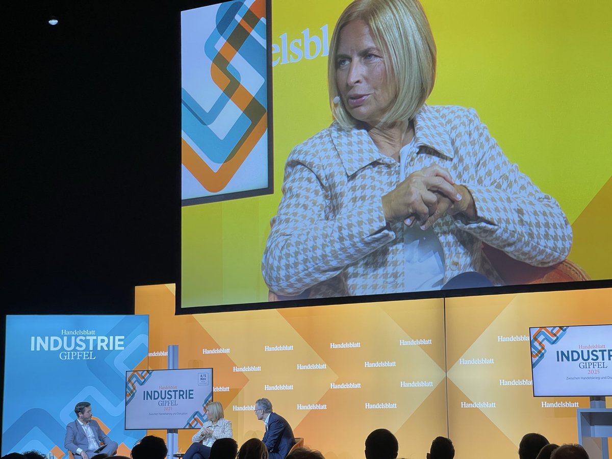 dolphi / דולפי / دولفي / 道瑠菲 @dolphi.bsky.social tweet media