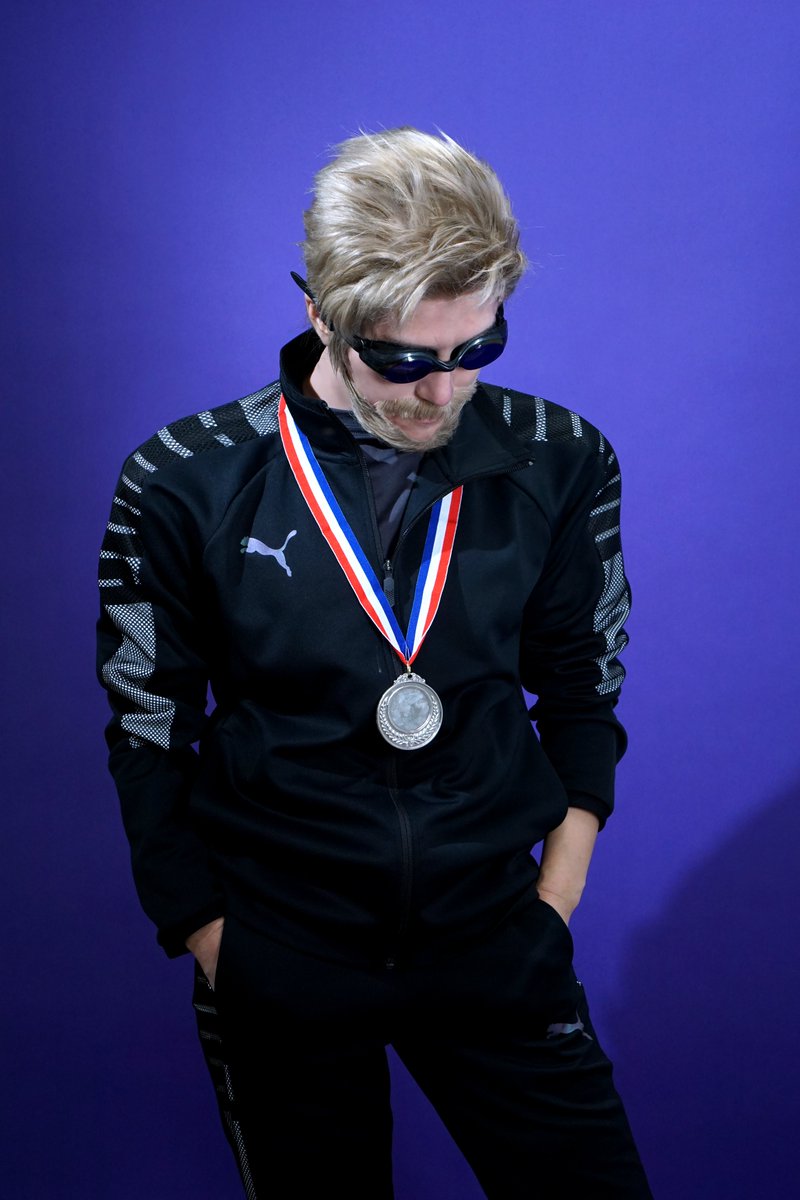 なな 🌎️。写真集通販開始しました (@nanabanana0715n) / Posts / X