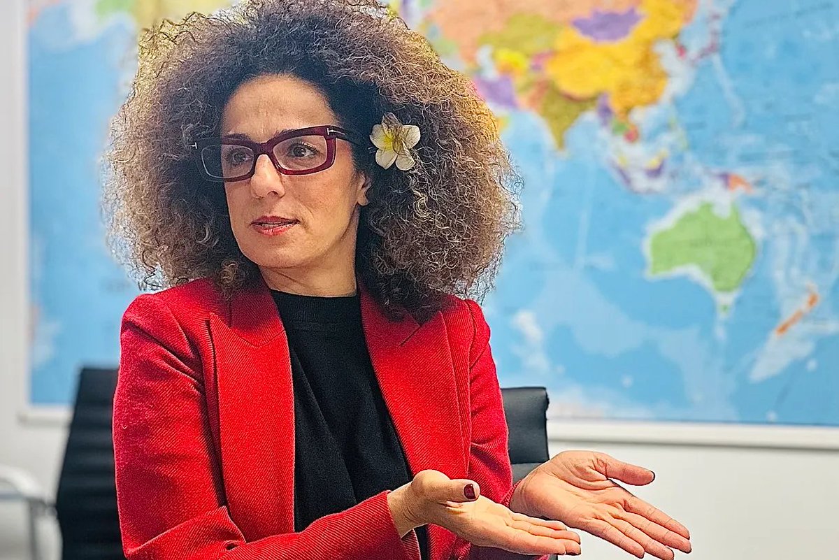 Entrevisto a <a href="/AlinejadMasih/">Masih Alinejad 🏳️</a>, activista iraní amenazada de muerte: "Si Occidente no frena el islamismo, los islamistas se unirán para acabar con la democracia y el feminismo" Insiste en que su lucha "no es contra una prenda", sino contra un sistema de control.