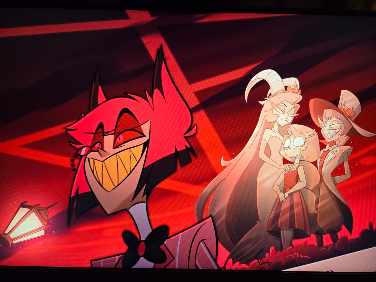 You know, we kinda all thought that our gullible Short King will be manipulated by Vox - but it seem like he will be manipulated by Alastor

#hazbinhotelseason2