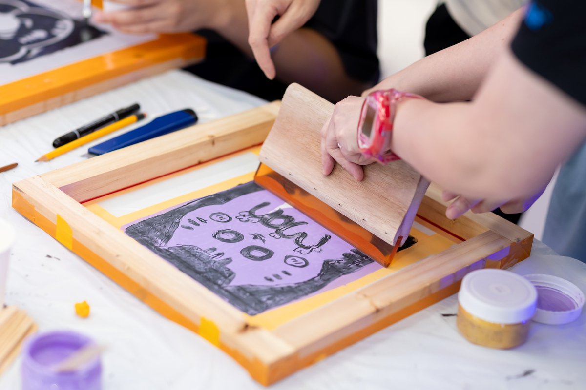 hk_designcentre's tweet image. Revisit Oct’s Design Moments(1) 

Thank you all who joined us at #DXdesignhub for the #DesignEvents! ✨Let’s relive those highlights together, and we look forward to more design enthusiasts to join us!  

1⃣Giant Yarn Bag Workshop 📷2
2⃣Tote Bag Screen Printing Workshop📷3-4