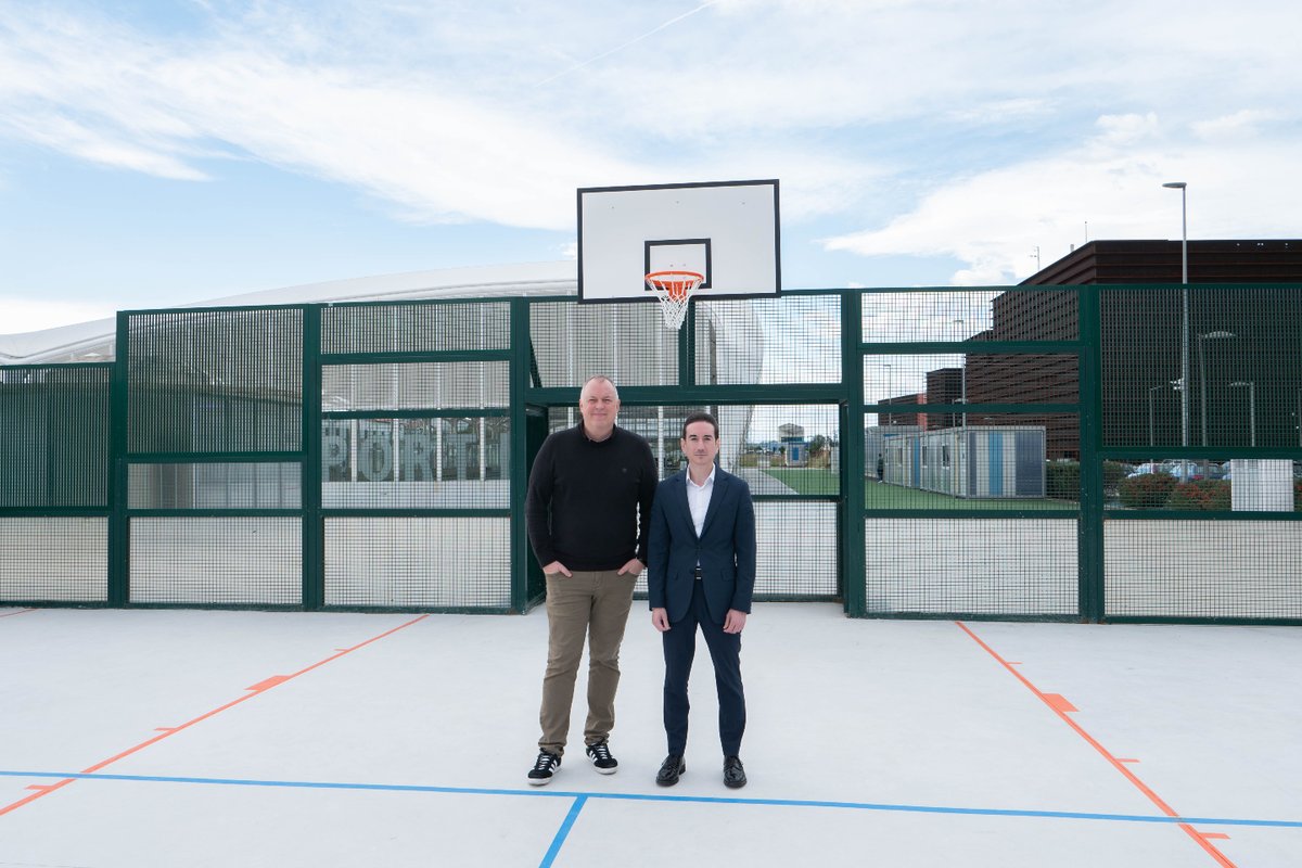 🗣️Los doctores Josep Alemany y Álvaro Velarde llevan a cabo un estudio que define metodologías y contenidos clave para formar entrenadores de baloncesto.
Link a la noticia👉une.at/2co