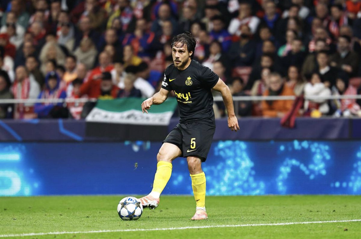 MaProLeague's tweet image. 🤯 l Diego Simeone impressionné par l'Union Saint-Gilloise ? 

🎙️ Kevin Mac Allister (via DH)

"J'ai parlé quelques minutes avec l'entraîneur Diego Simeone après le match. Il m'a dit 'votre équipe court beaucoup et est très physique!" Quand un entraîneur comme lui fait ce genre…