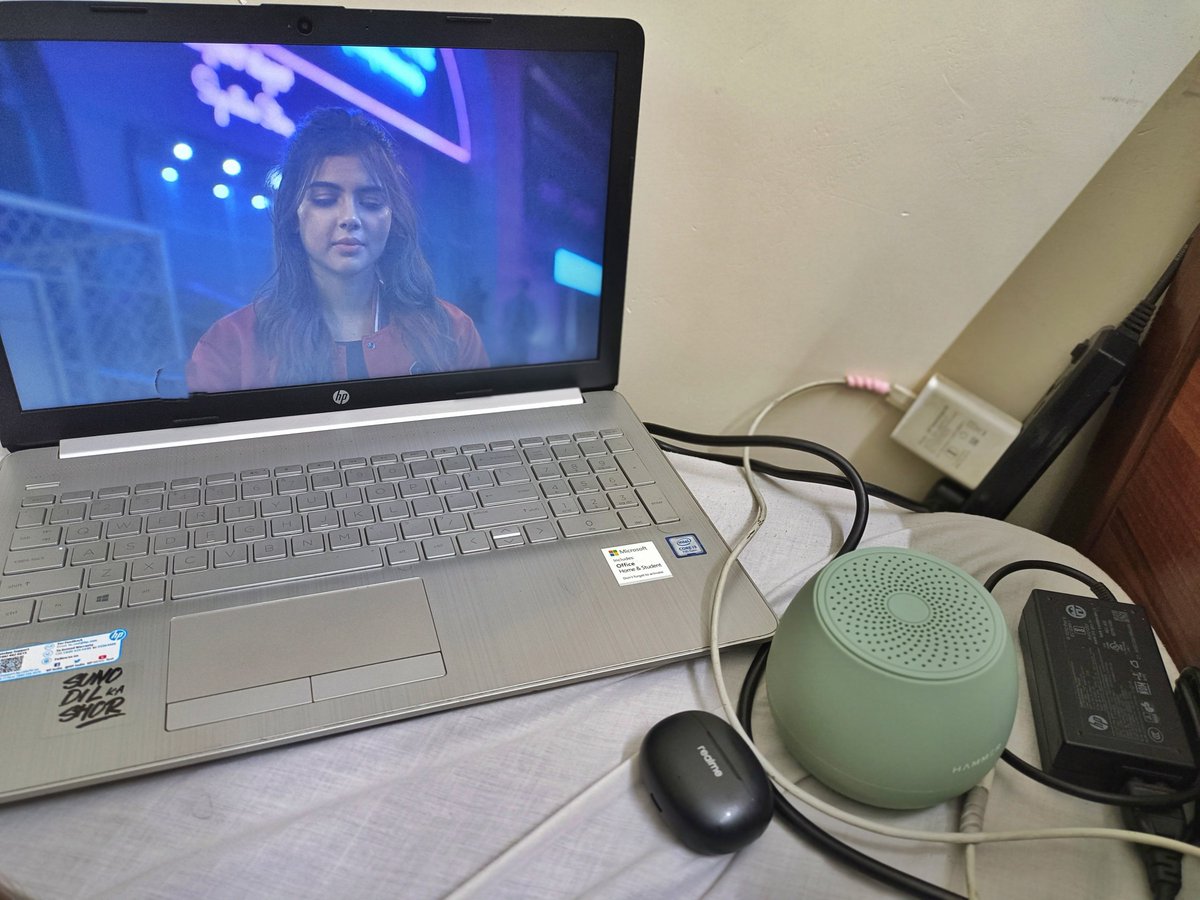 Jitxhub's tweet image. One good movie can change your whole vibe.