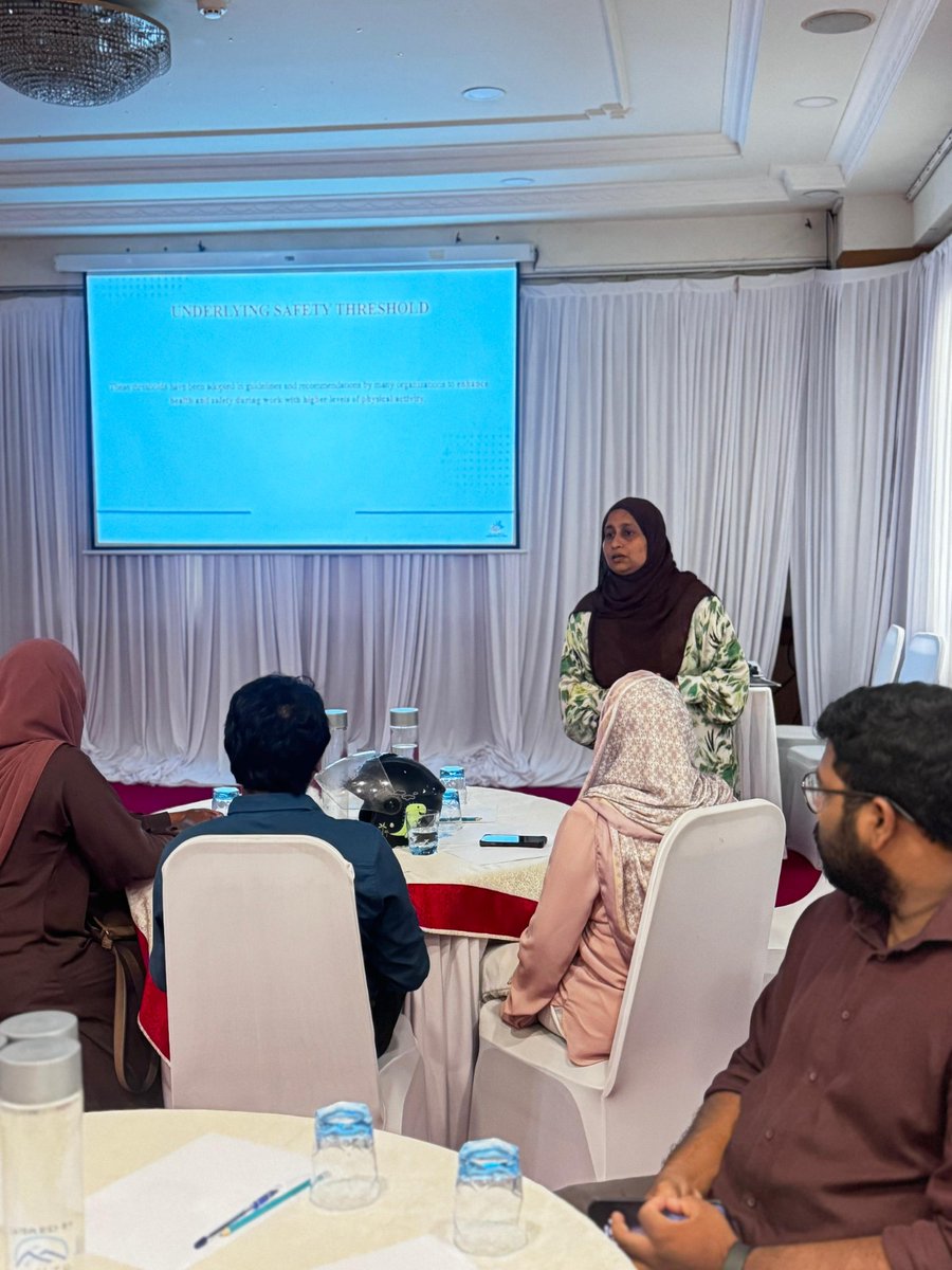 MaldivesHPU's tweet photo. Maldives Health Professionals Union (MHPU), in collaboration with @AnroevNetwork and OSHE International, held a stakeholder consultation on 29th October 2025 aimed at fostering tripartite dialogue and generating practical policy recommendations to address workplace heat stress in various workplace settings.

Acknowledging the climate-induced temperature changes that are exposing workers across multiple sectors — such as fisheries, tourism, aviation, and ports — to heat stress, we must act immediately to prevent adverse outcomes.

Representatives from @MoTmv , @MoHEmv , @HPA_MV , @Official_LRAmv , @mtucMV , @TEAMmaldives , @TAMaldives , Advocate for Workers Safety and Rights (AWSR Maldives) and @pilcmv participated in this session.

#heatstress #OSHE
@MoHmv @PSIasiapacific @SolidarityCentr @governmentmv
