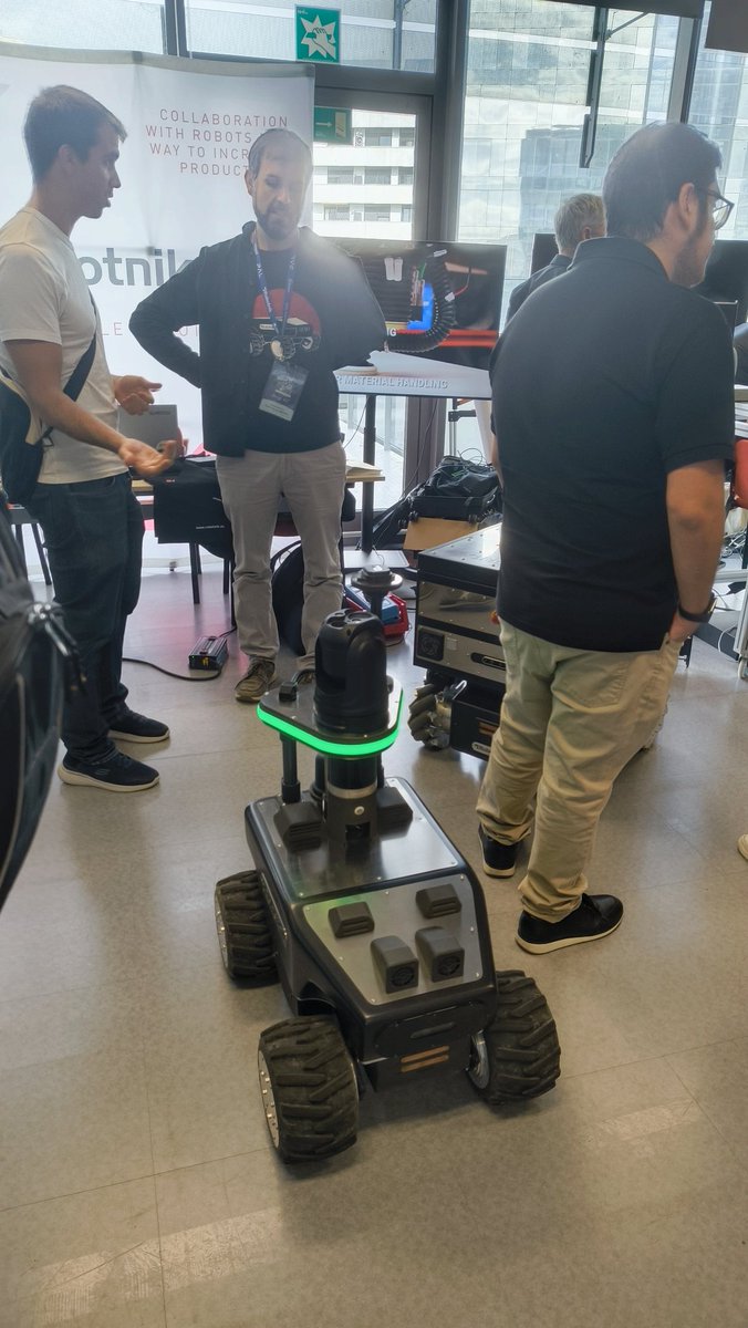 Ivrolan's tweet image. some robots in #ROSConES2025