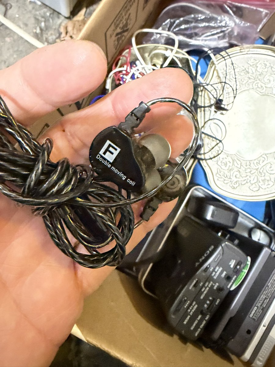 オラフさん‼️ 🍗ฅU•ﻌ•Uฅ🍖 (@olamin2003) / Posts / X