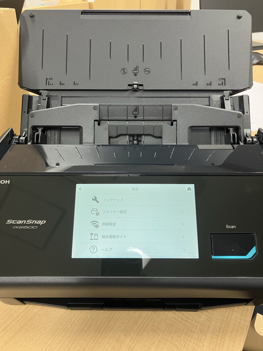 ryukyu_group_pr's tweet image. おNewのScanSnapがきたさー！
真っ黒でかっちょいい！！
#ScanSnap #業務効率化