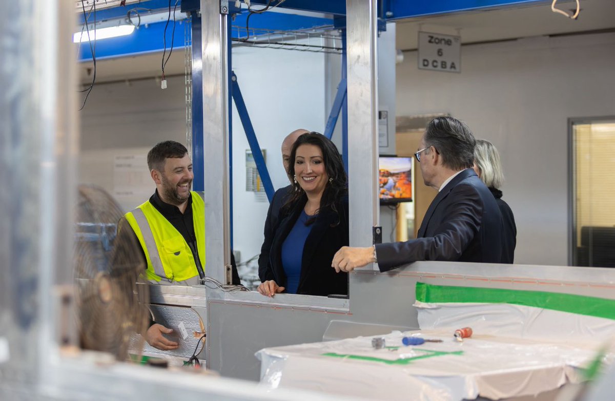 Wrightbus tweet media