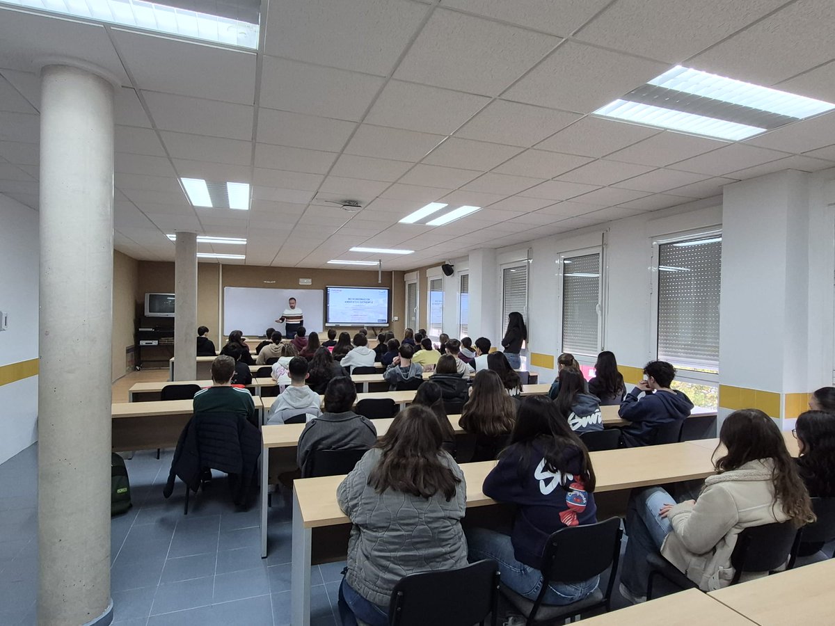 UCLMdivulga tweet media