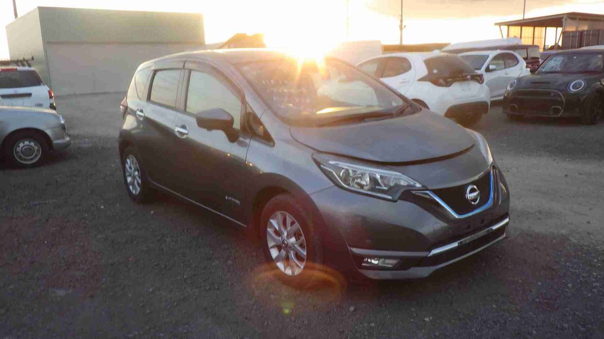 EnvogueAuto's tweet photo. A recent auction win awaits shipment in a week's time. Of looking to import a car, look no further. https://t.co/aRhSJ3ksDQ