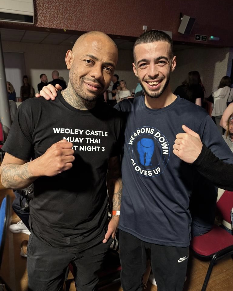 WDGU_SEE's tweet image. WDGU caps &amp;amp; t-shirts are available now  £20 each (2 cap styles + sizes S–XXL).

Order via the link in our bio — delivery available (charges apply).

All proceeds fund WDGU programmes, gym sessions &amp;amp; mentors.

#WDGU #Liverpool #BoxingForChange