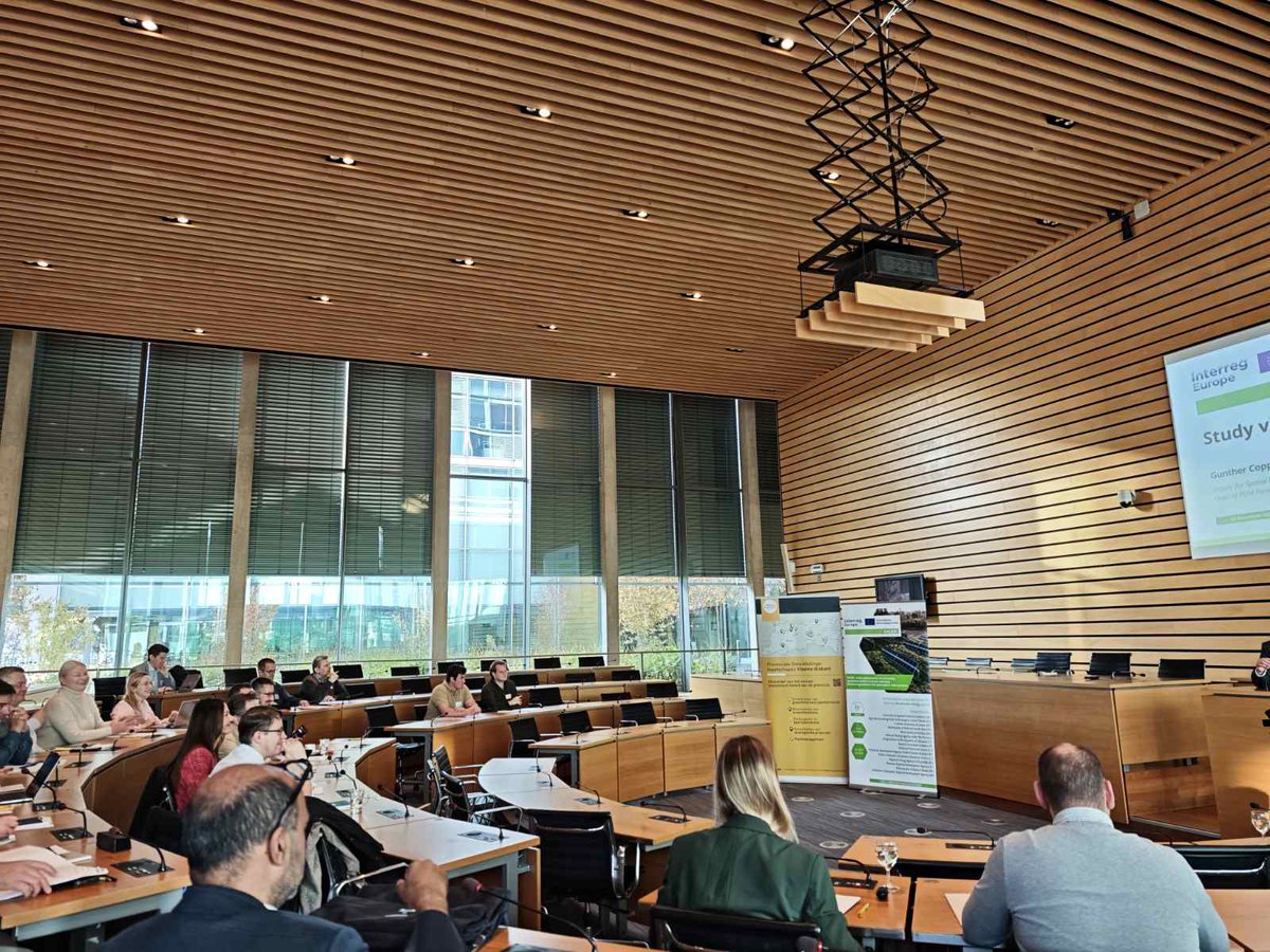 Project EAGER tweet media