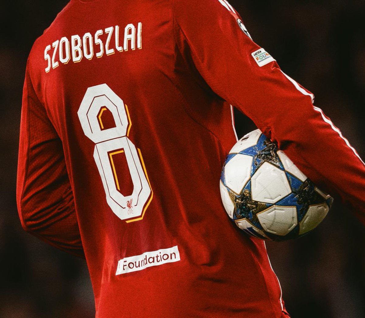 _SZD10's tweet image. Three things we love: Anfield. UCL. Winning. 🔴🪄