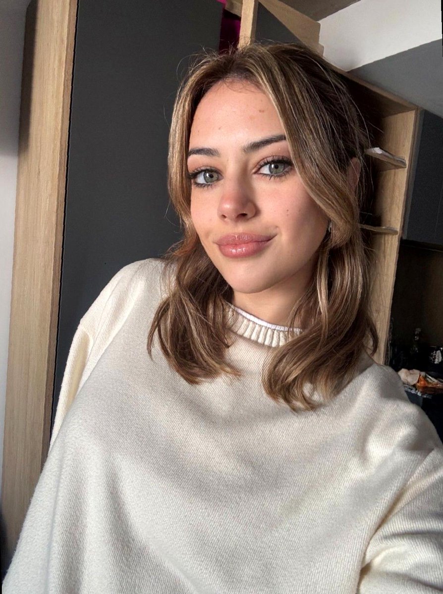 spilled iced coffee on my notes but my drama level peaked so who cares