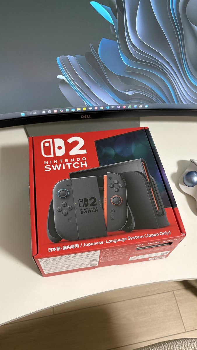 tkze_'s tweet photo. ずっとゲームはPC派だったけどSwitch2買っちゃった https://t.co/7tMuS98rRr