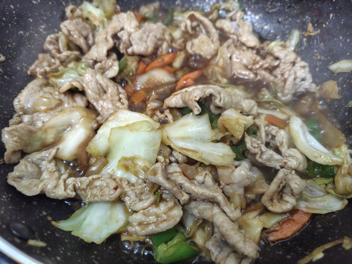 なんか適当に炒めたやつ！