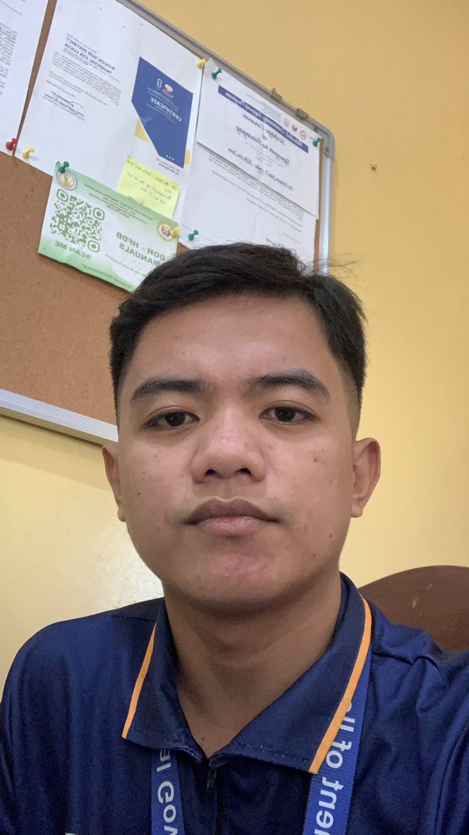 Arnelll1's tweet photo. Si pagod😩 https://t.co/3XI7JJ8r9C