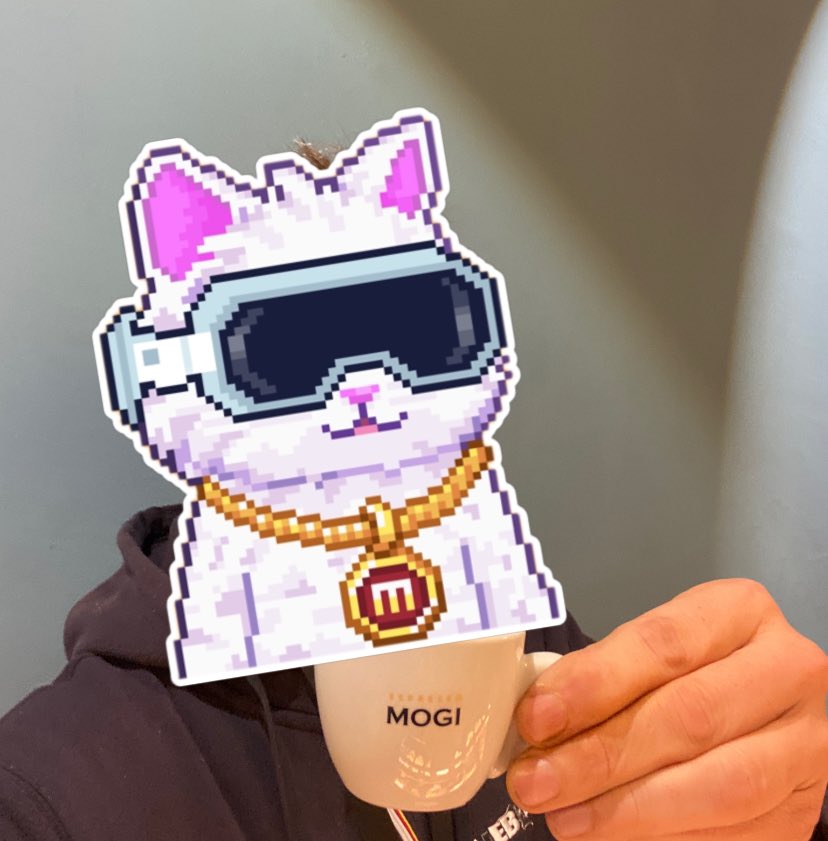 #coffeselfie

Much respect for <a href="/TheOneNFT/">georgegrant.btc |👑.btc</a> 

I’m here building stuff for the community. 

This is a coffee.. the rest is just hot water!

🇮🇹☕️